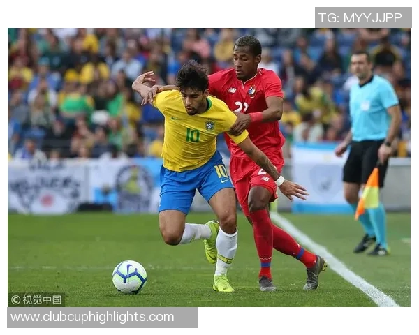 帕奎塔在足球世界的崛起与影响力分析及未来发展展望 帕奎塔在足球世界的崛起与影响力分析及未来发展展望