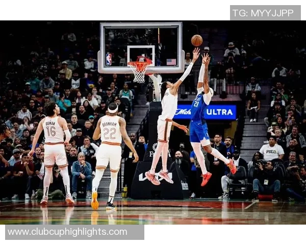 文班亚马首场比赛表现惊人五次盖帽并成功隔扣字母哥引发广泛讨论